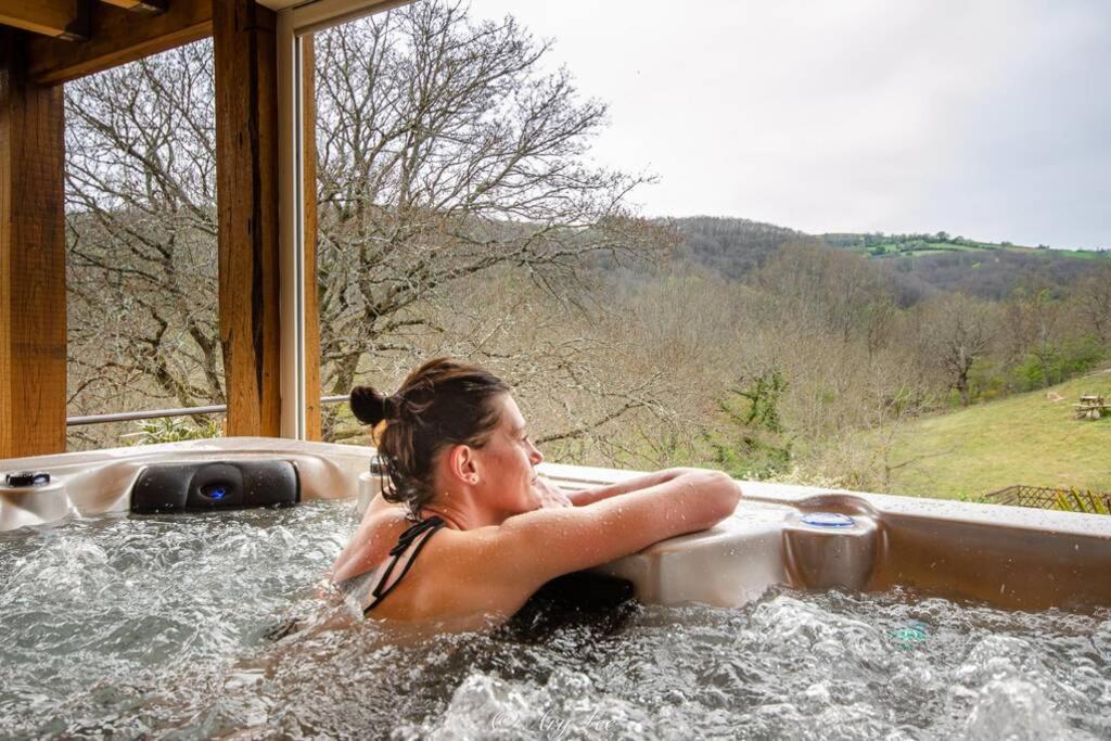 Gite Du Mont Plaisir Villa Chouvigny Eksteriør bilde